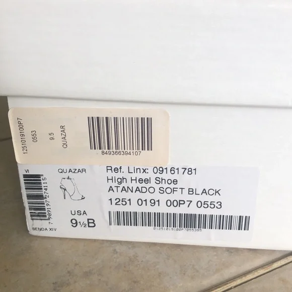 **SOLD** Schutz Bootie - Picture 5 of 5